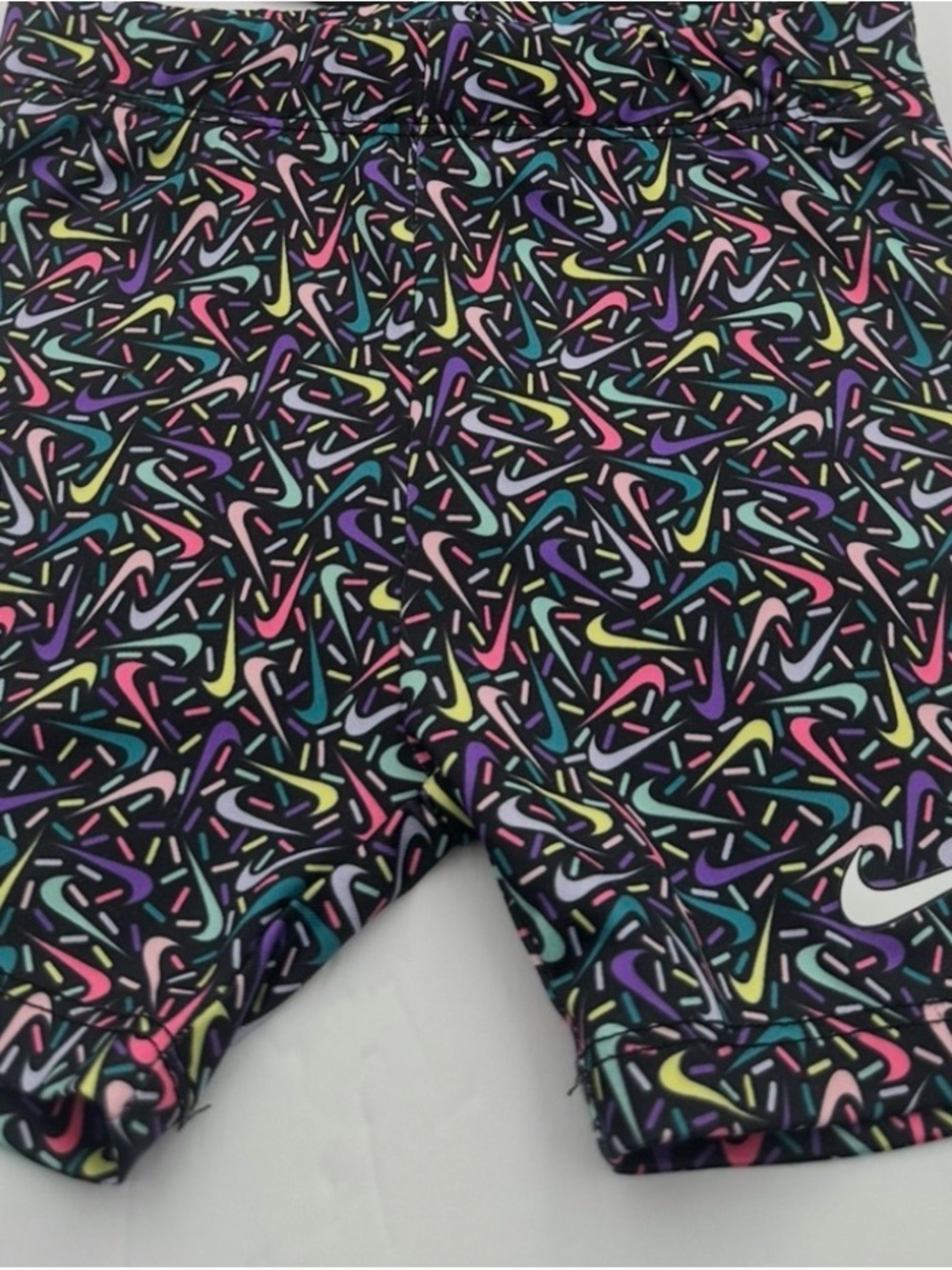 Nike Toddler Girls 2-Piece Outfit Set Run Wild Tee & Dri-FIT Bike Shorts 24M - Picture 3 of 7